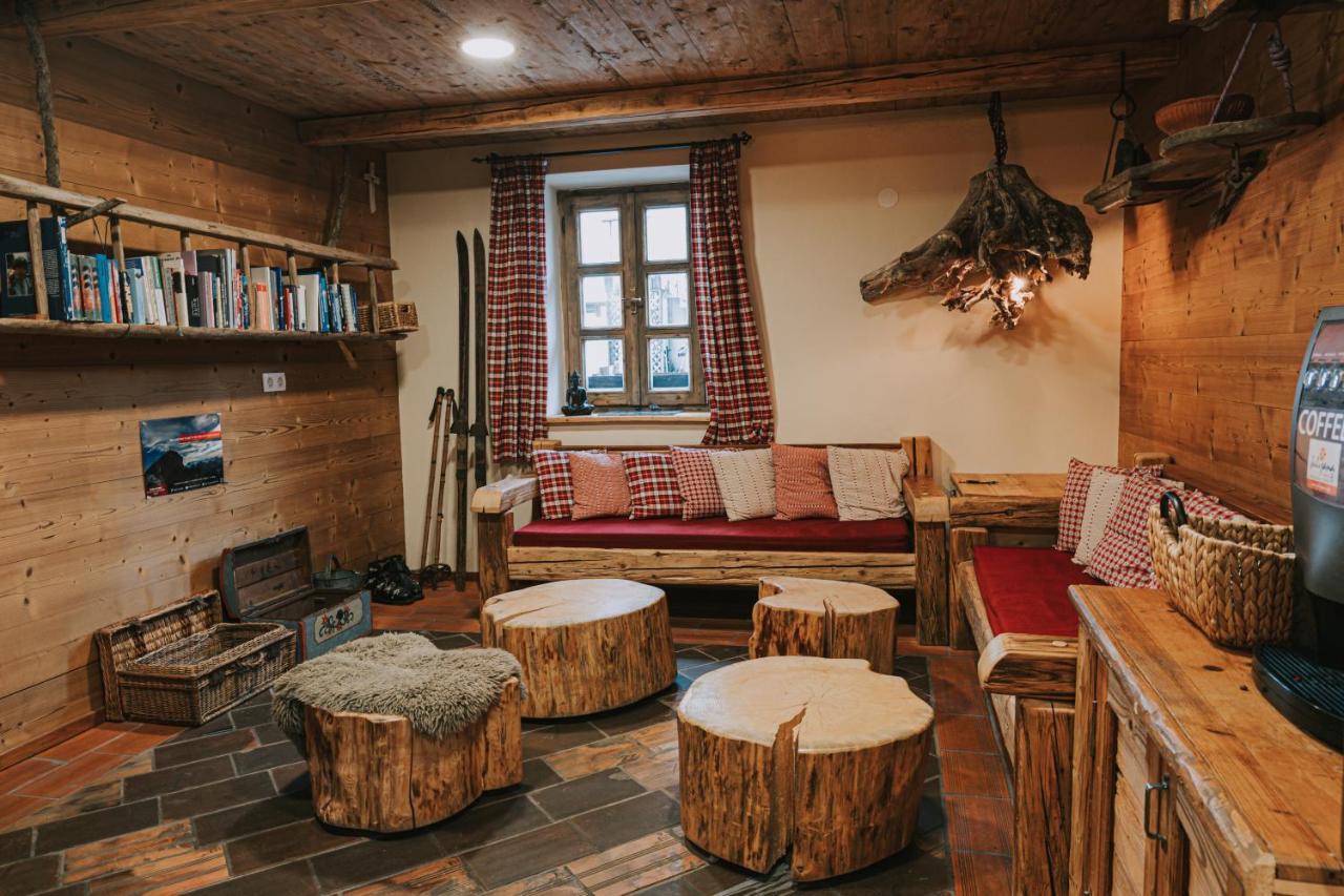 מויסטראנה Hostel Lukna מראה חיצוני תמונה