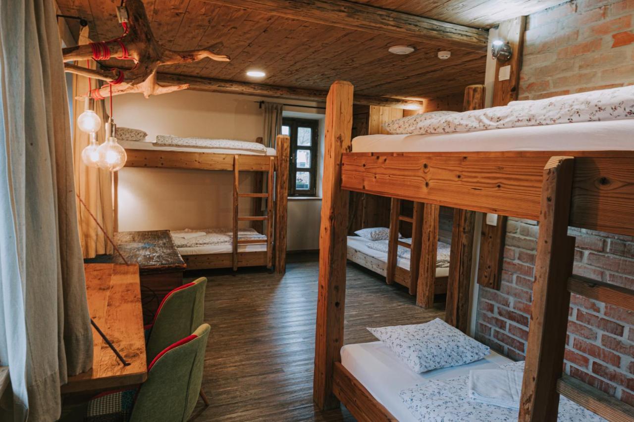 מויסטראנה Hostel Lukna מראה חיצוני תמונה